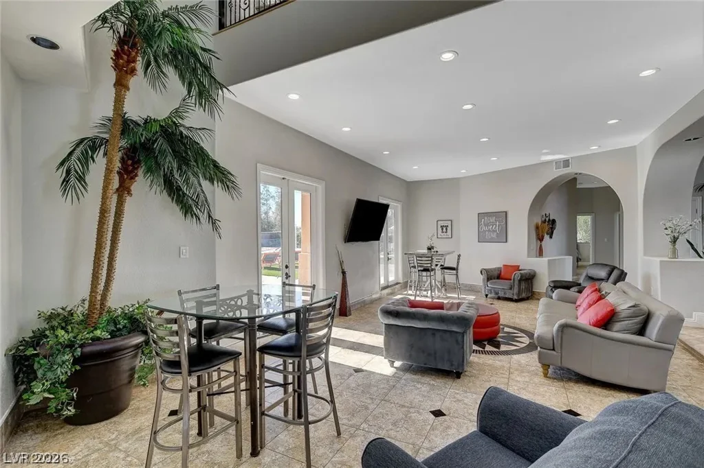 395 Wigwam, Las Vegas, NV 89123