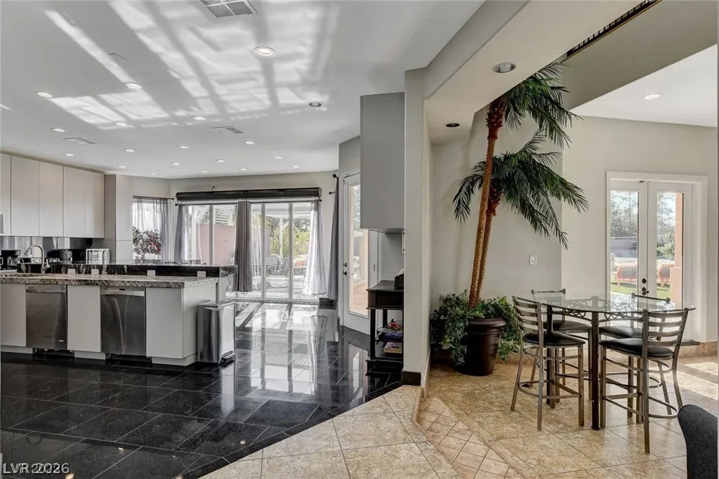 395 Wigwam, Las Vegas, NV 89123