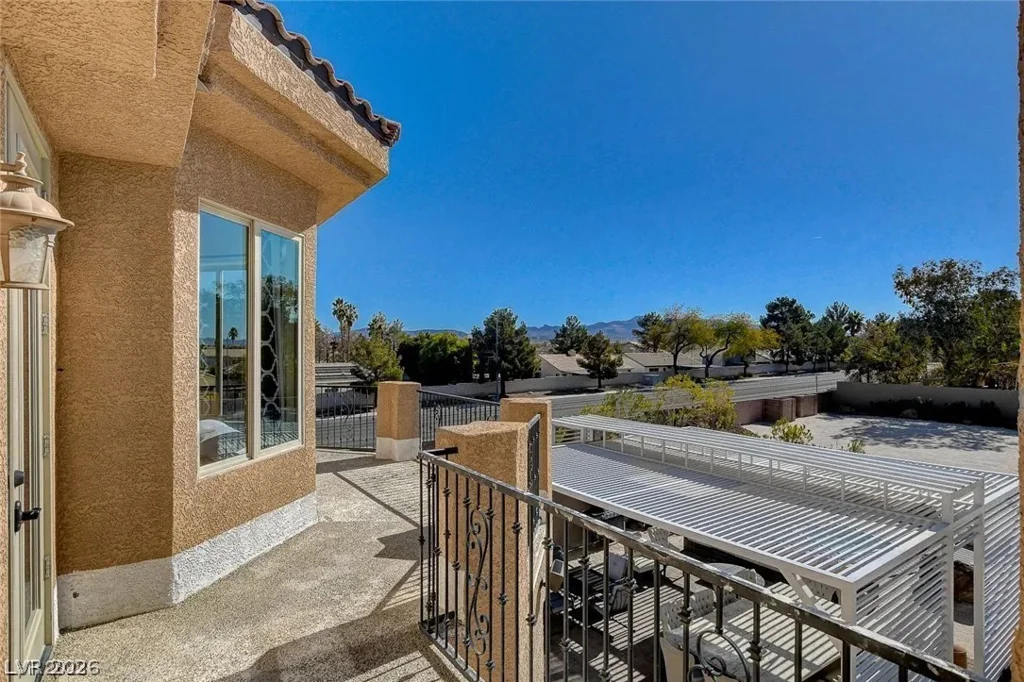 395 Wigwam, Las Vegas, NV 89123