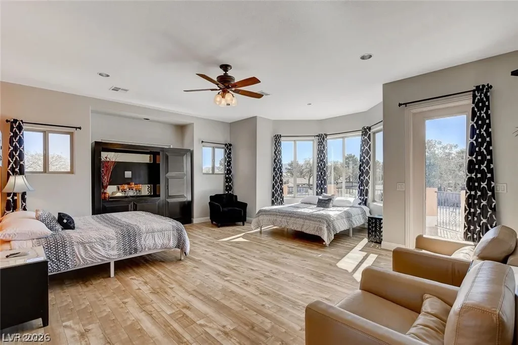 395 Wigwam, Las Vegas, NV 89123