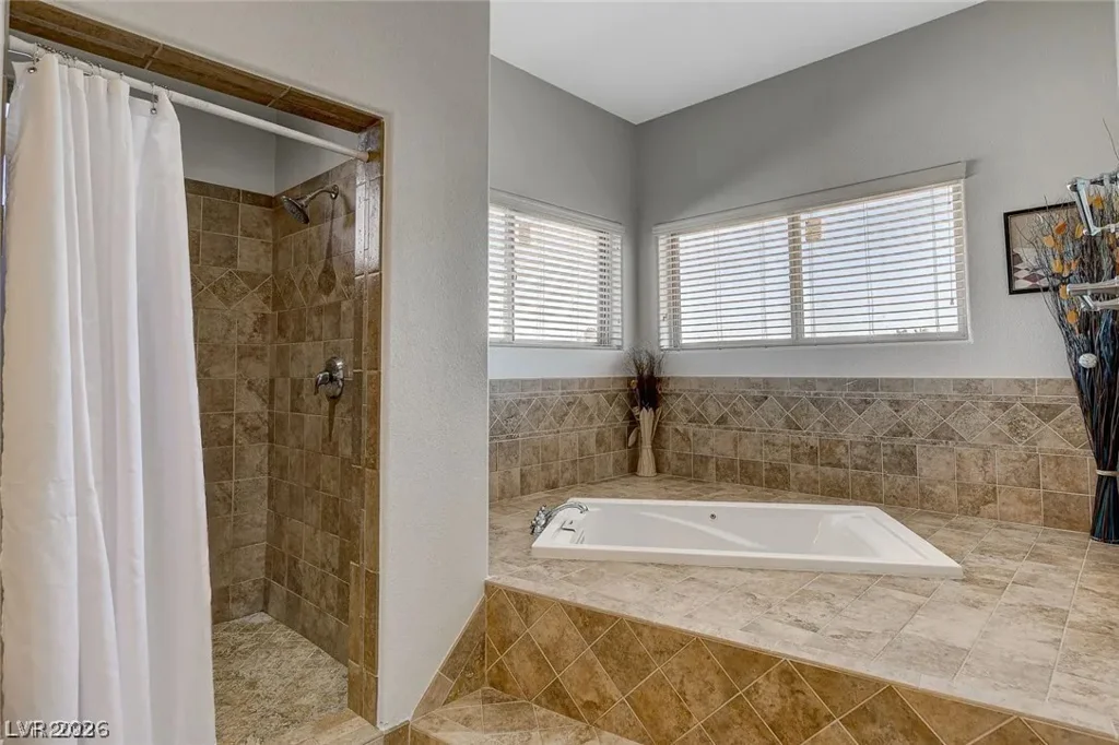 395 Wigwam, Las Vegas, NV 89123