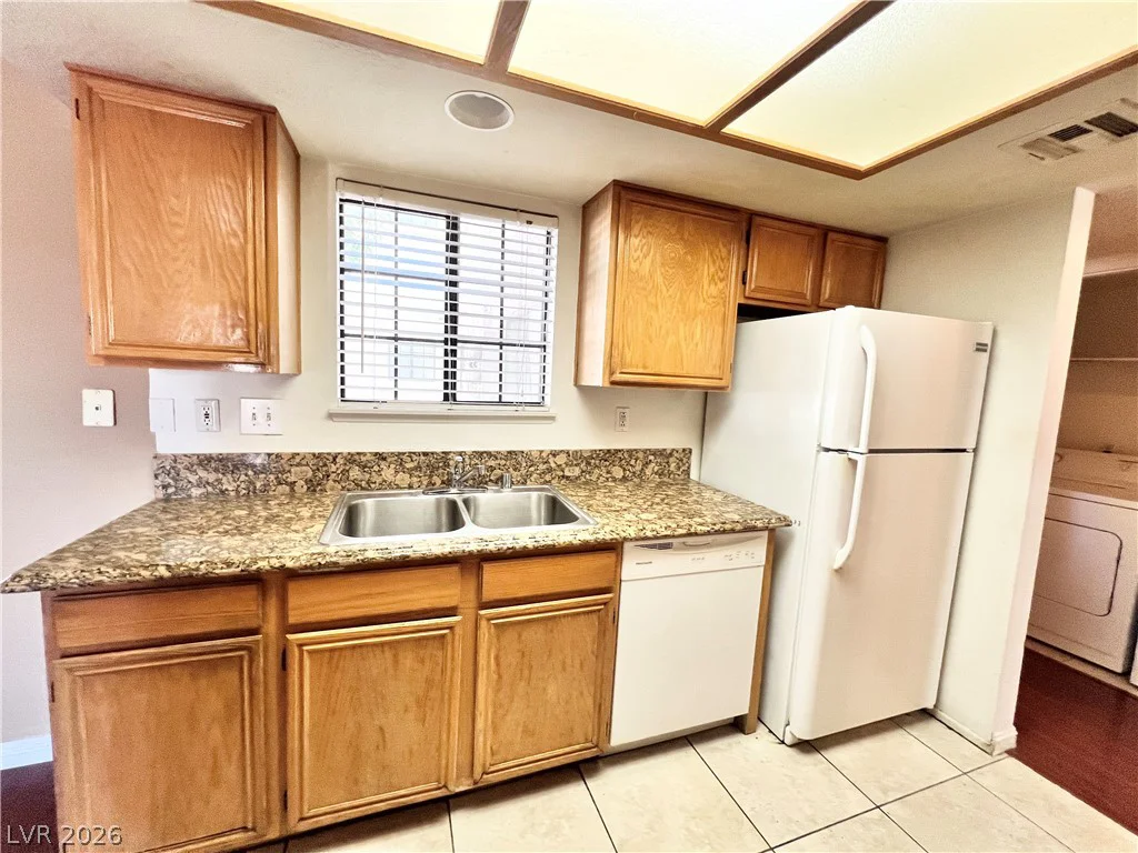 101 Luna, Las Vegas, NV 89145