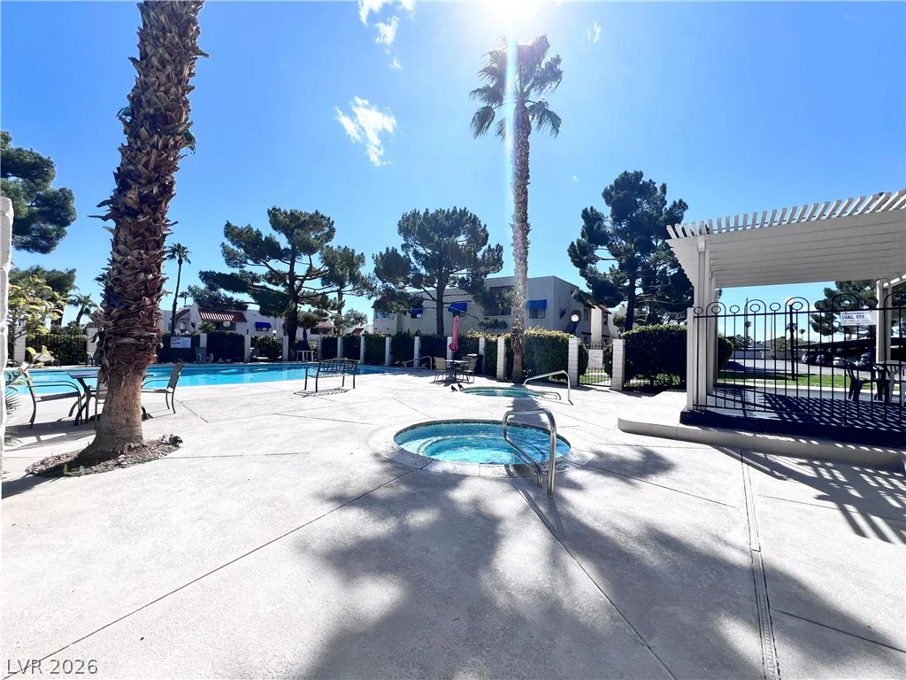 101 Luna, Las Vegas, NV 89145
