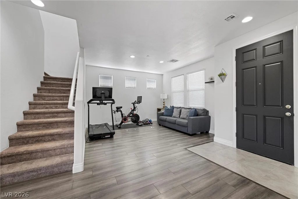 976 Sunset, Henderson, NV 89011