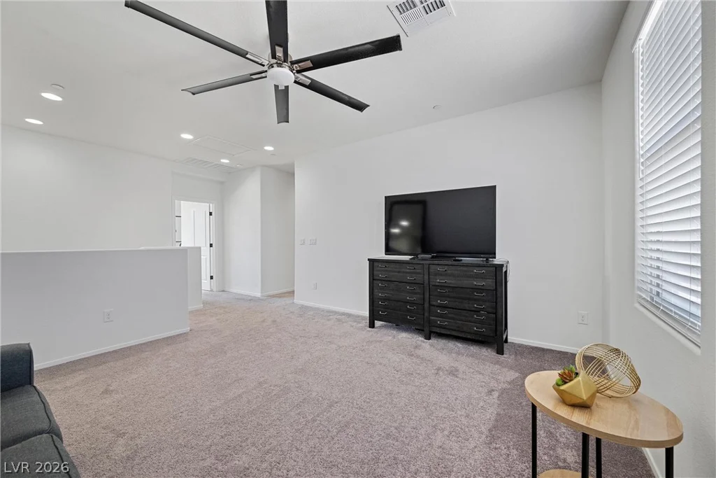 976 Sunset, Henderson, NV 89011
