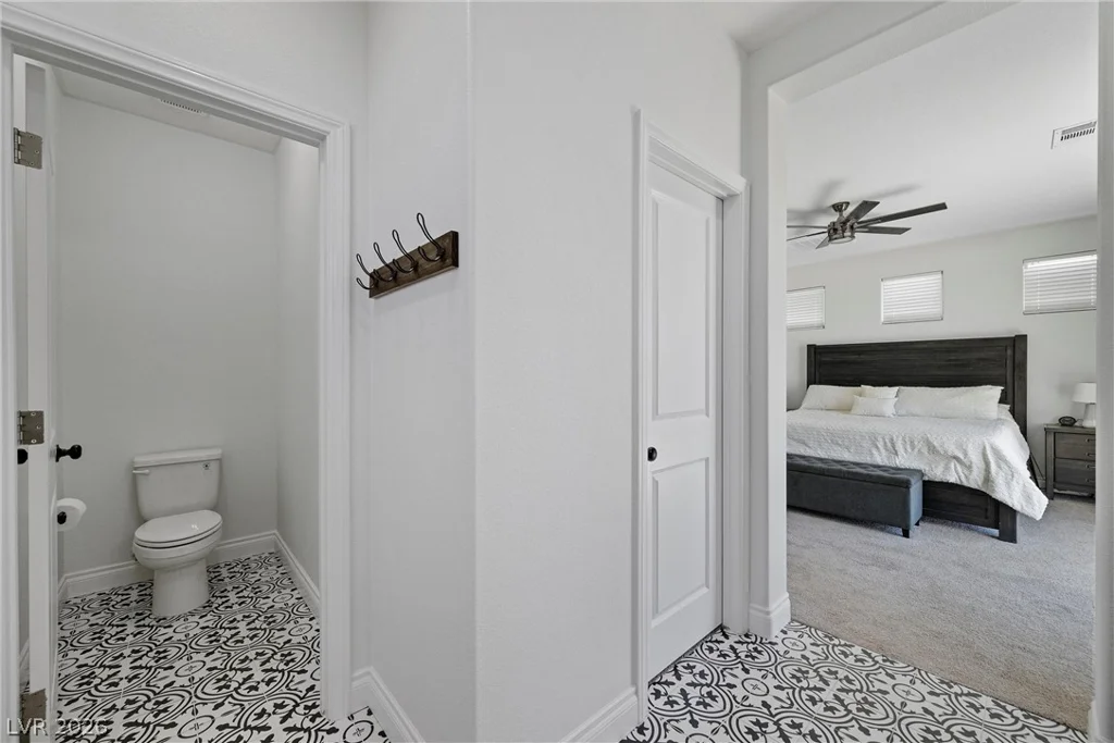 976 Sunset, Henderson, NV 89011