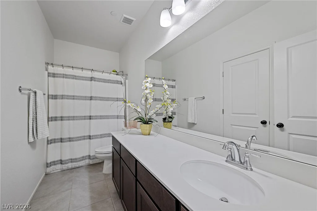 976 Sunset, Henderson, NV 89011