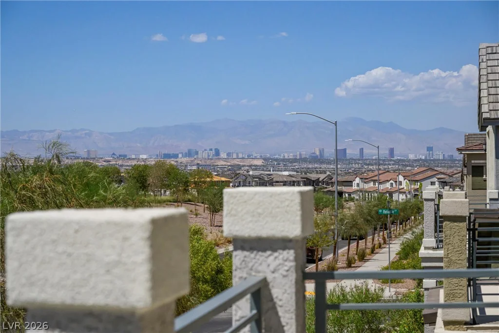 976 Sunset, Henderson, NV 89011