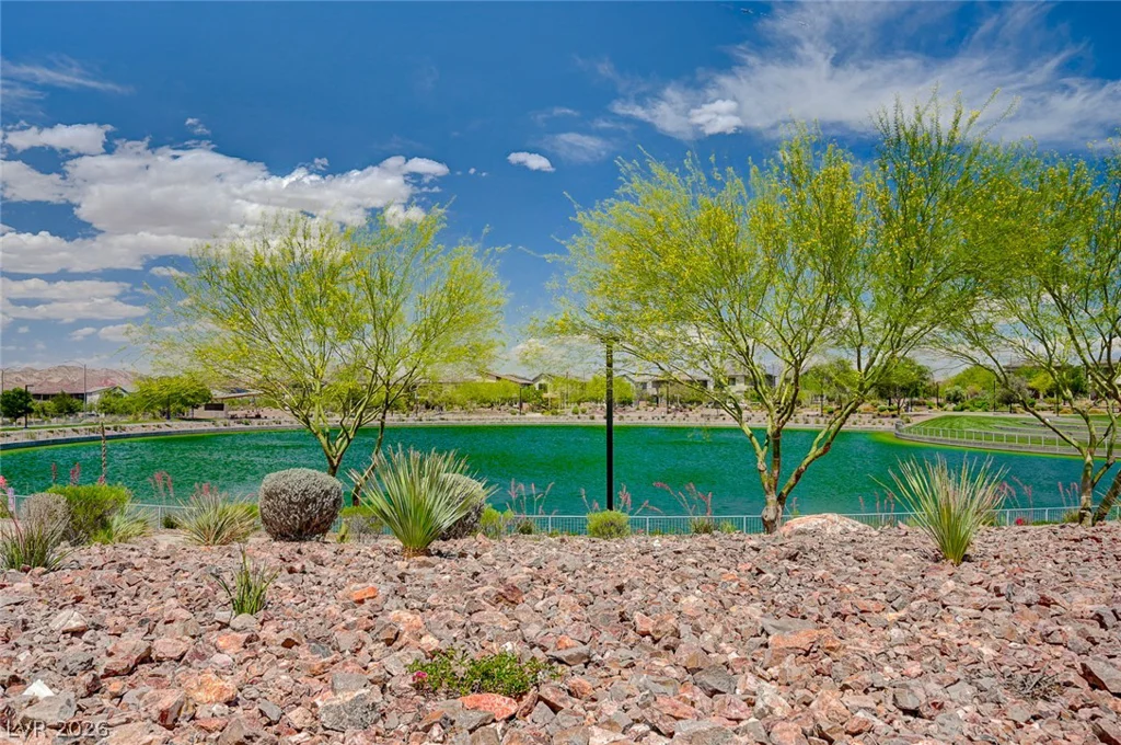 976 Sunset, Henderson, NV 89011