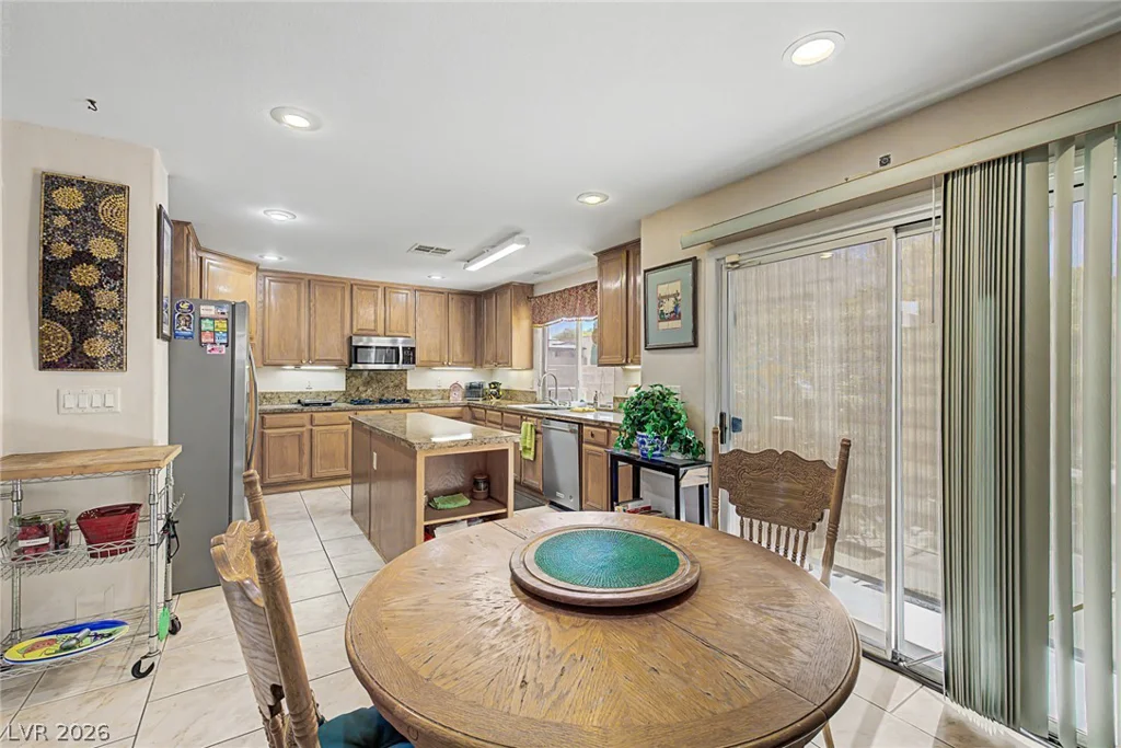 425 Emerald Heights, Las Vegas, NV 89144