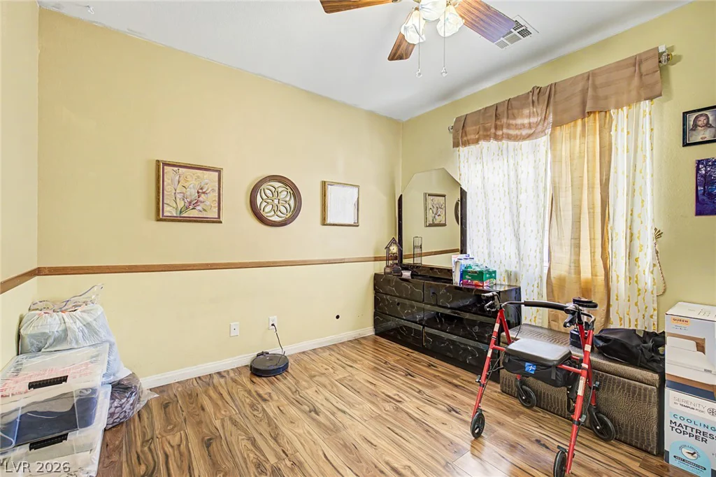 425 Emerald Heights, Las Vegas, NV 89144