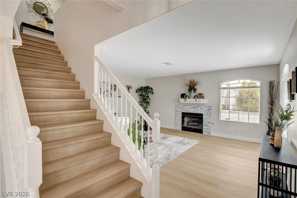 3923 Starfield, Las Vegas, NV 89147