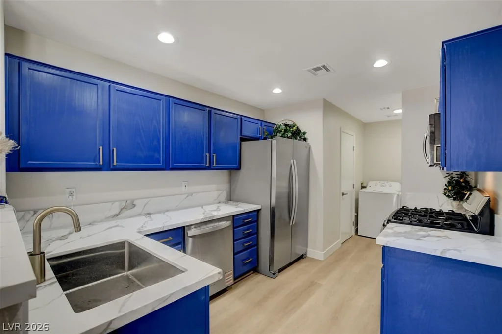 3923 Starfield, Las Vegas, NV 89147
