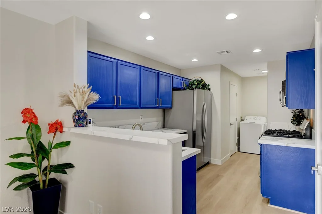 3923 Starfield, Las Vegas, NV 89147
