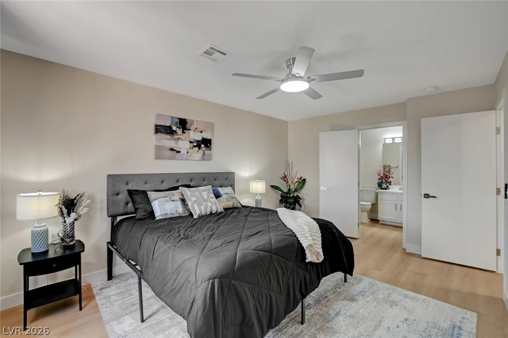 3923 Starfield, Las Vegas, NV 89147