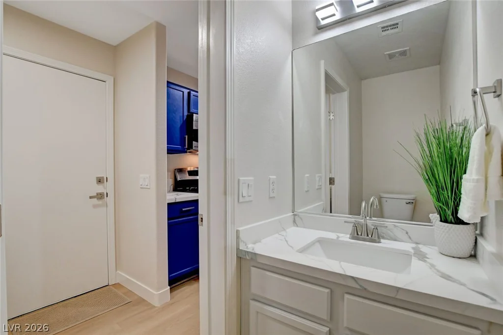 3923 Starfield, Las Vegas, NV 89147