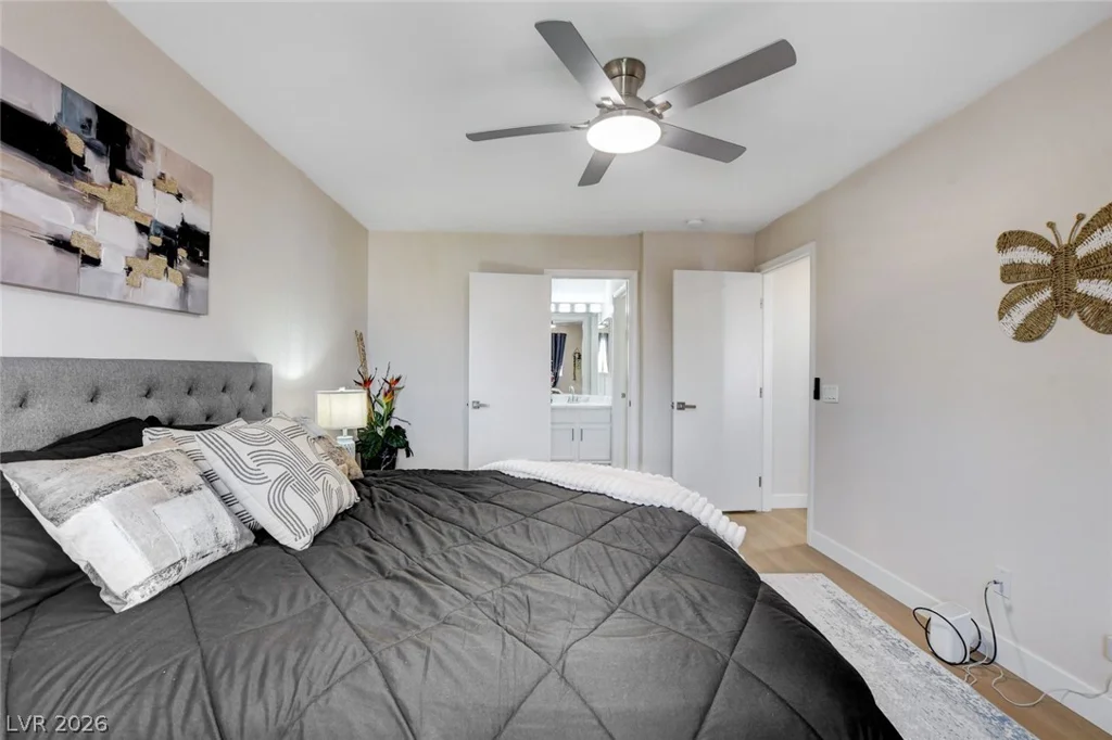3923 Starfield, Las Vegas, NV 89147