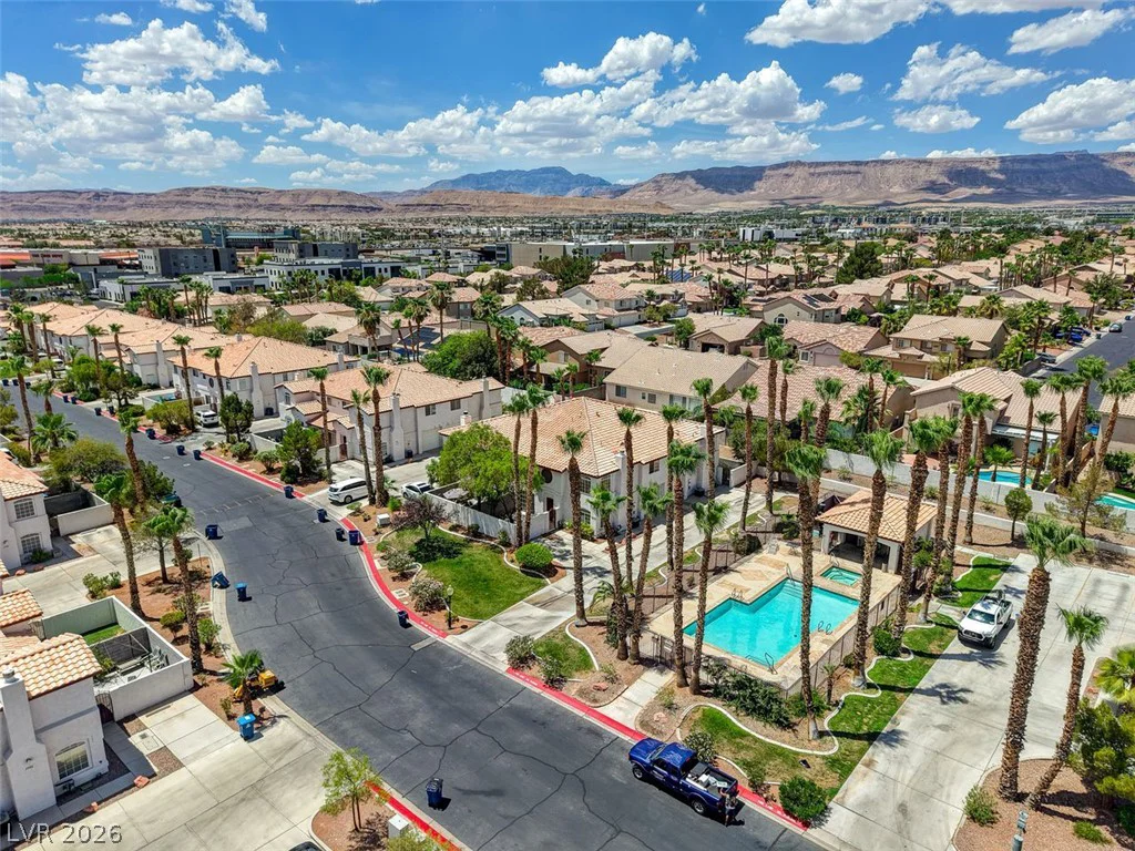 3923 Starfield, Las Vegas, NV 89147