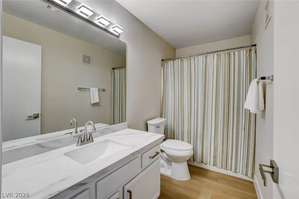 3923 Starfield, Las Vegas, NV 89147