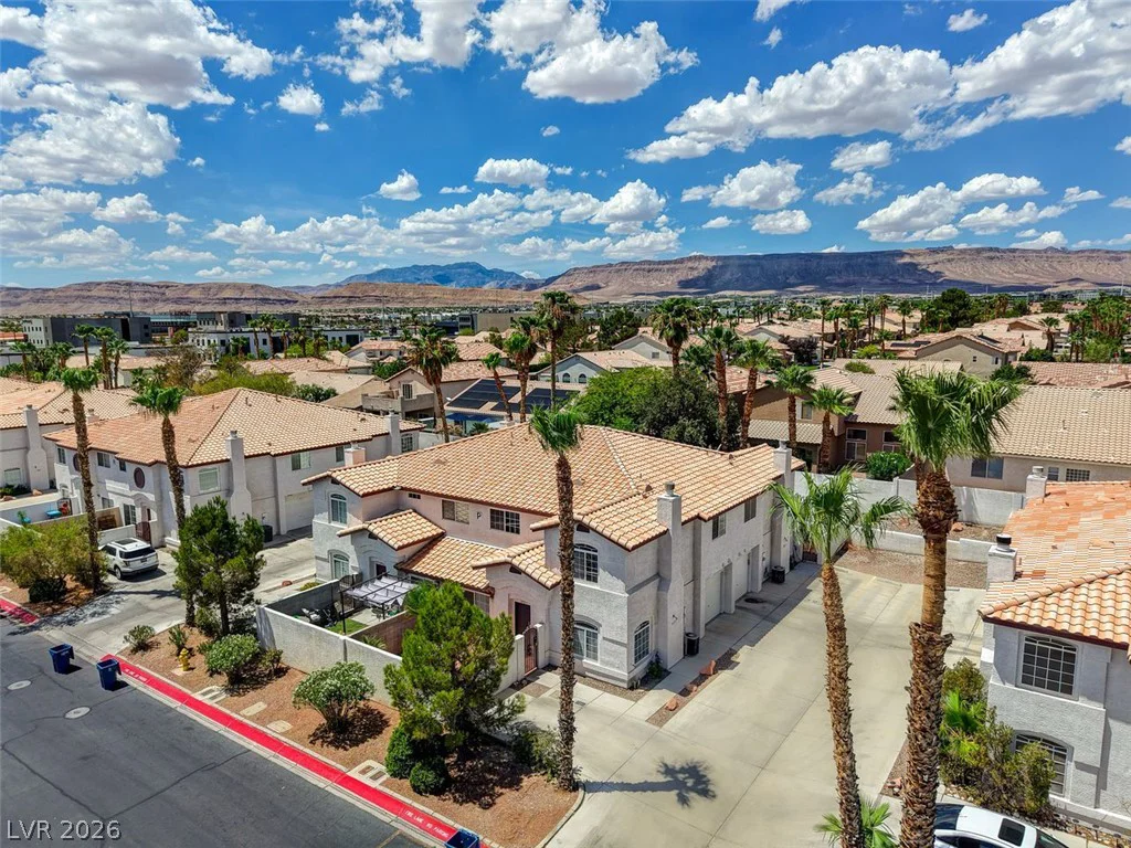 3923 Starfield, Las Vegas, NV 89147