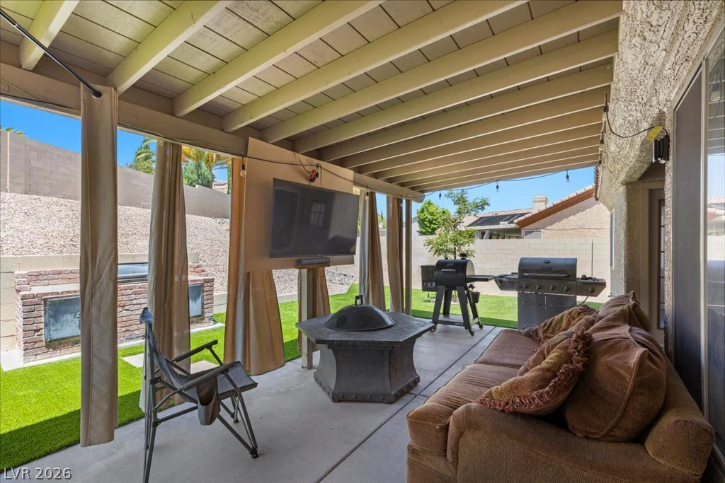 4545 Via Delsur, Las Vegas, NV 89130