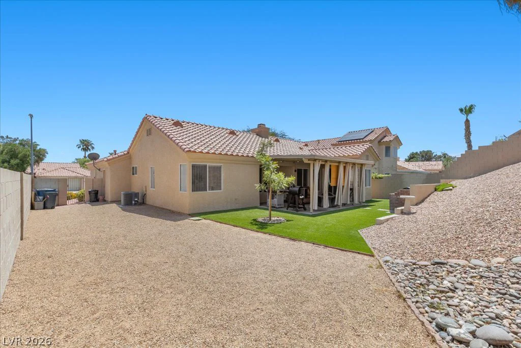 4545 Via Delsur, Las Vegas, NV 89130