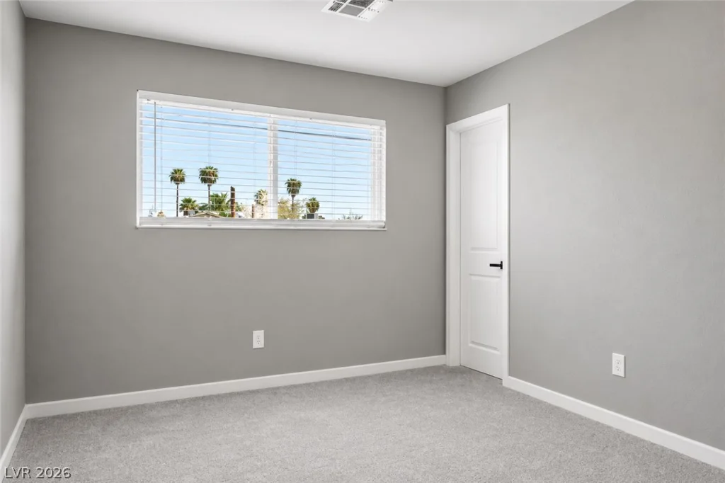 2217 Constantine, Las Vegas, NV 89101
