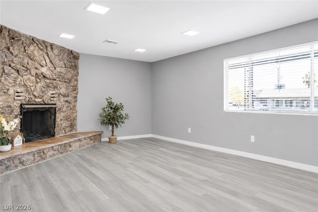 2217 Constantine, Las Vegas, NV 89101