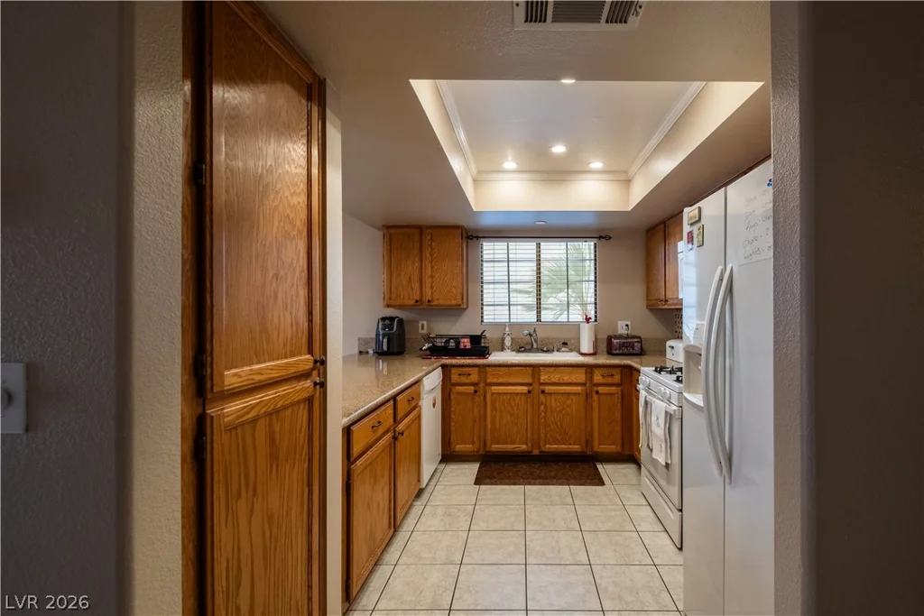 2820 Swallow Point Circle, Las Vegas, NV 89117