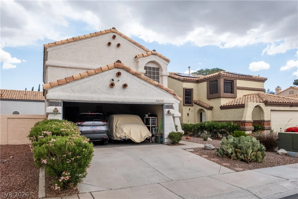 2820 Swallow Point Circle, Las Vegas, NV 89117