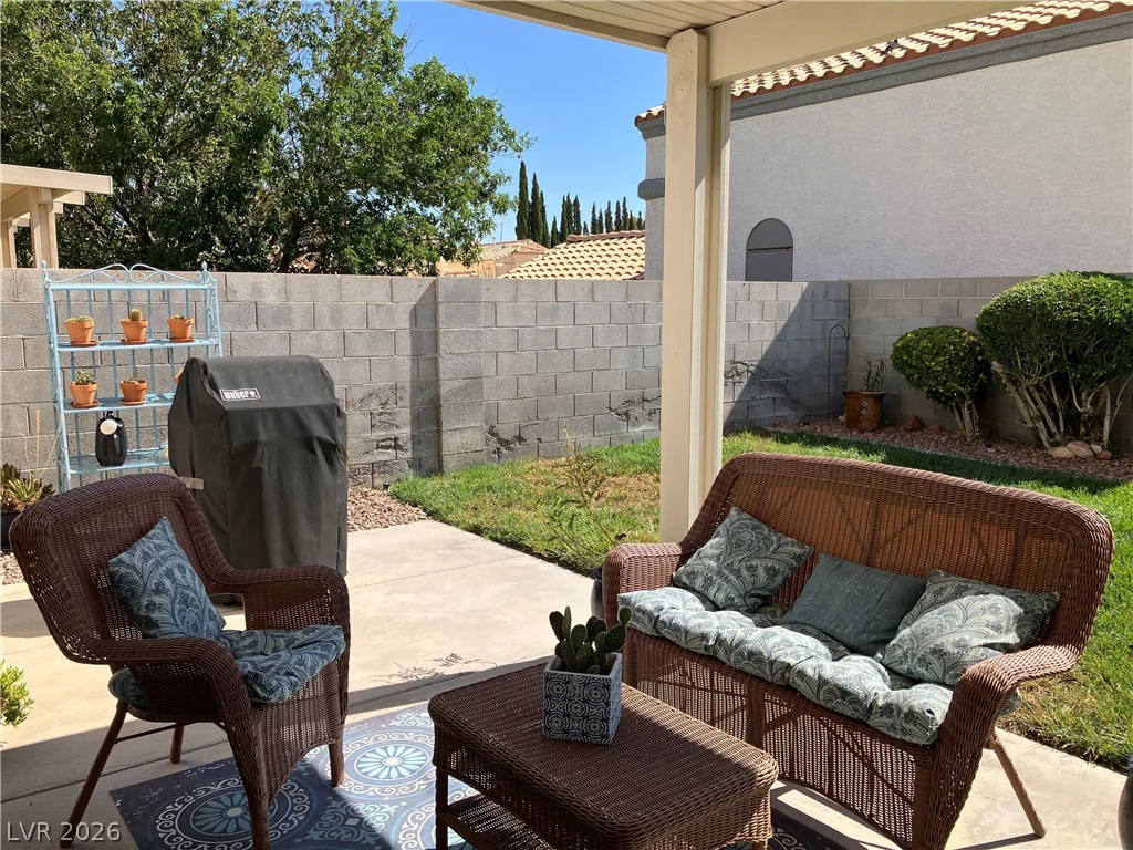 2820 Swallow Point Circle, Las Vegas, NV 89117