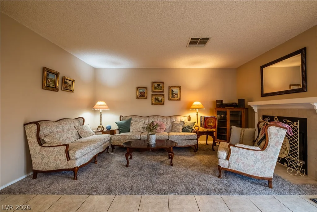 2820 Swallow Point Circle, Las Vegas, NV 89117