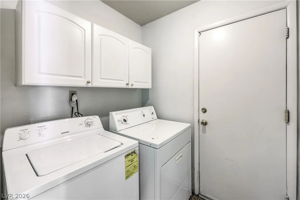 6813 War Eagle, Las Vegas, NV 89108