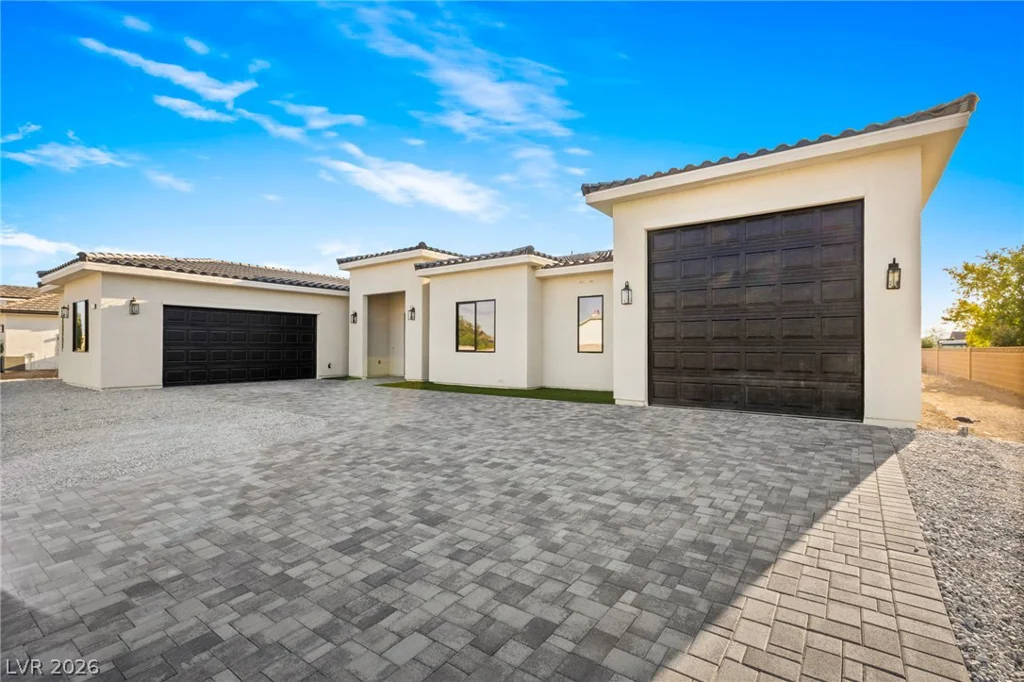 6340 Montclair, Pahrump, NV 89061