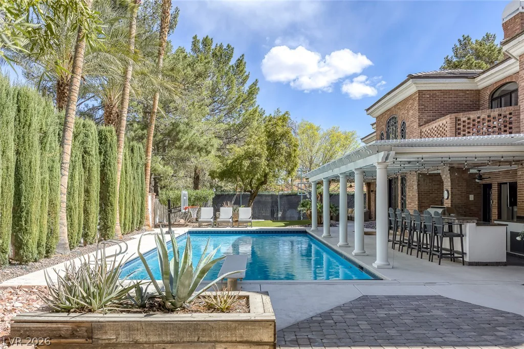 2239 Chatsworth, Henderson, NV 89074