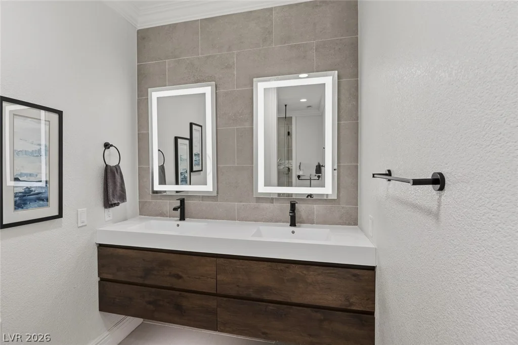 2239 Chatsworth, Henderson, NV 89074