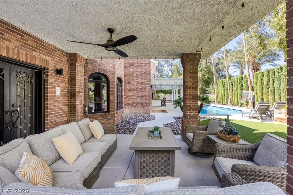 2239 Chatsworth, Henderson, NV 89074