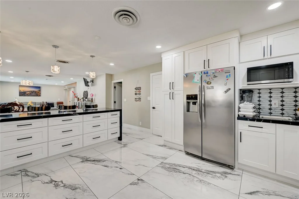 1920 Parkchester, Las Vegas, NV 89108