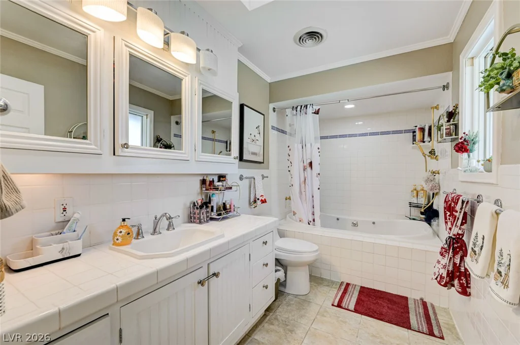 1920 Parkchester, Las Vegas, NV 89108