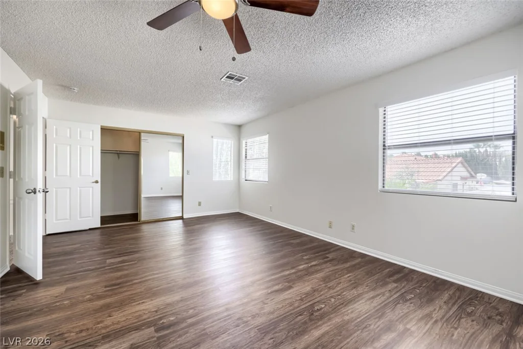 9000 Feather River, Las Vegas, NV 89117
