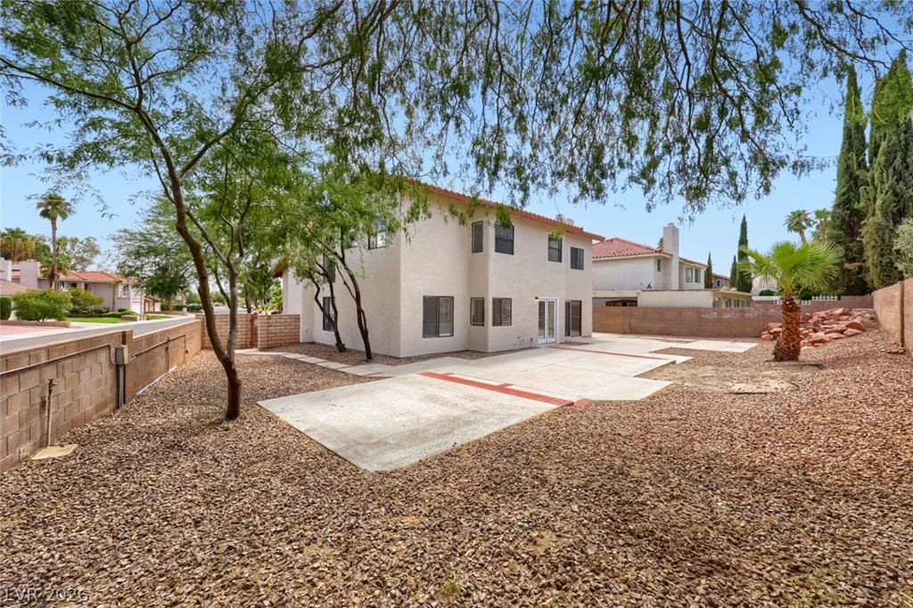 9000 Feather River, Las Vegas, NV 89117