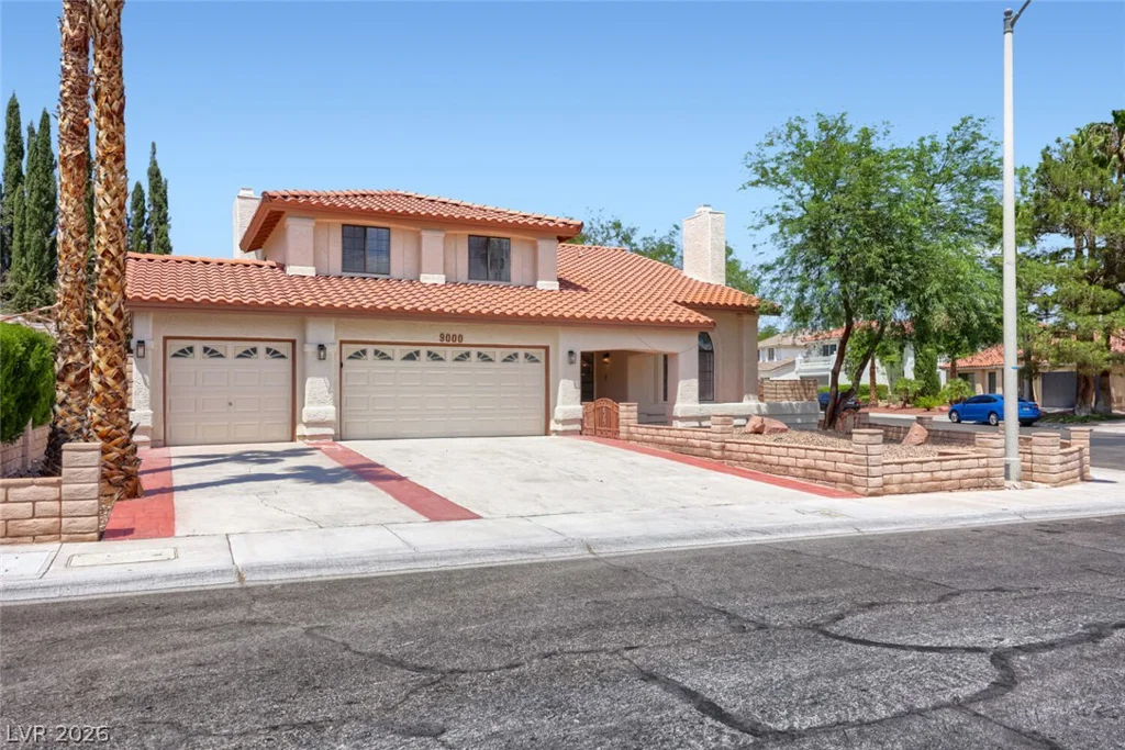 9000 Feather River, Las Vegas, NV 89117
