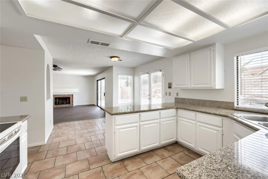 9000 Feather River, Las Vegas, NV 89117