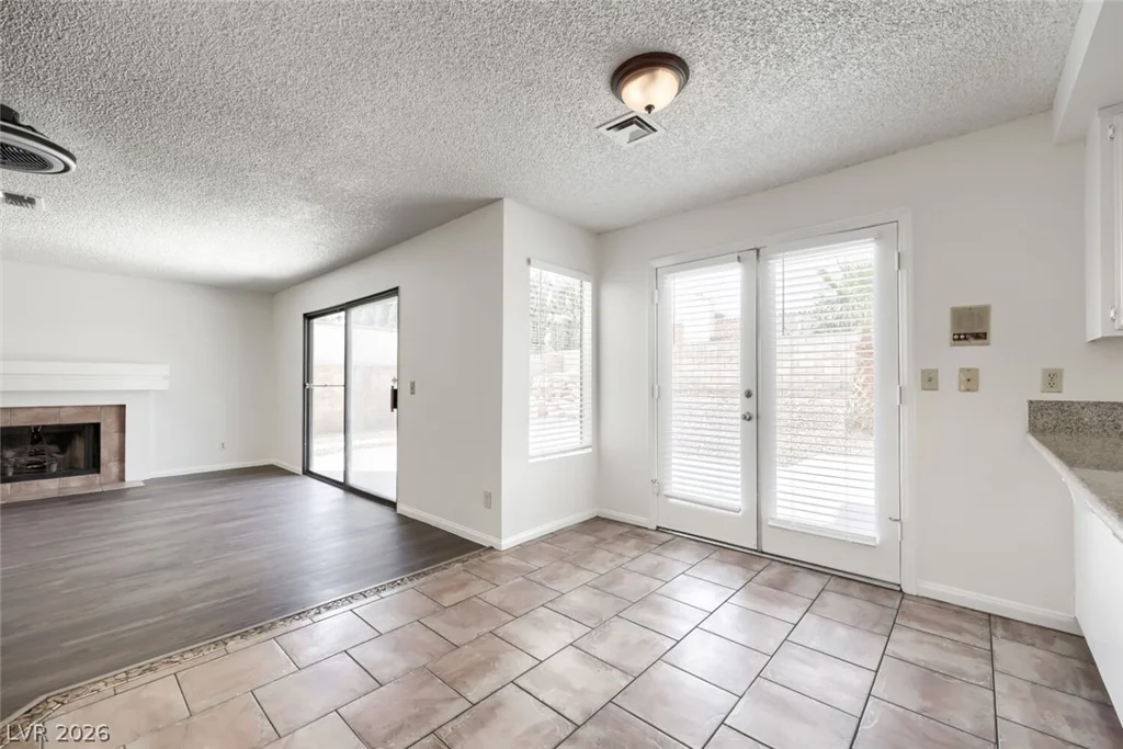 9000 Feather River, Las Vegas, NV 89117