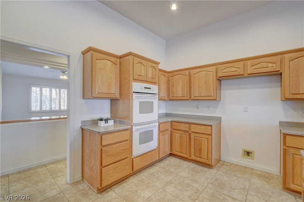 2900 Hawksdale, Las Vegas, NV 89134