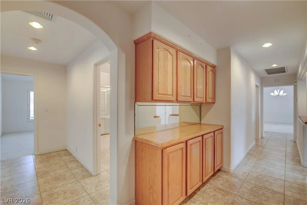 2900 Hawksdale, Las Vegas, NV 89134