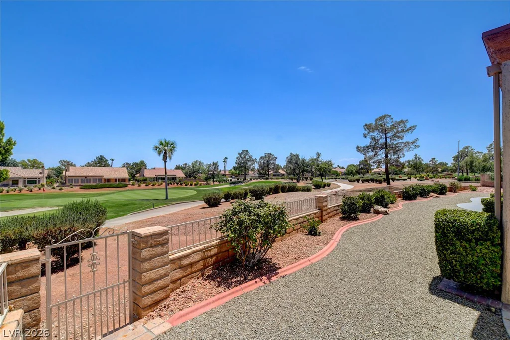 2900 Hawksdale, Las Vegas, NV 89134