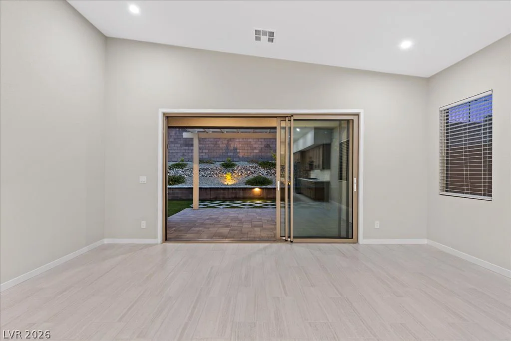 61 Agnew, Las Vegas, NV 89138