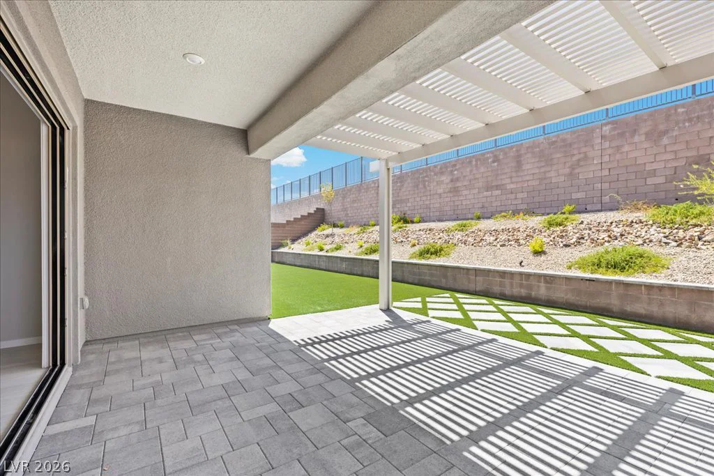 61 Agnew, Las Vegas, NV 89138