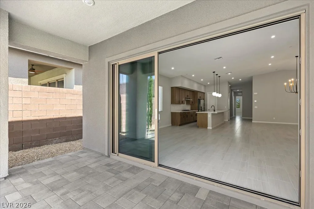 61 Agnew, Las Vegas, NV 89138